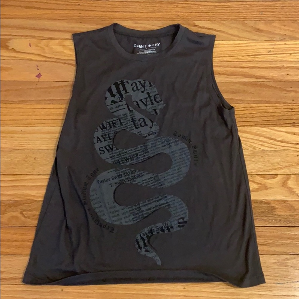 Taylor swift reputation tour merch